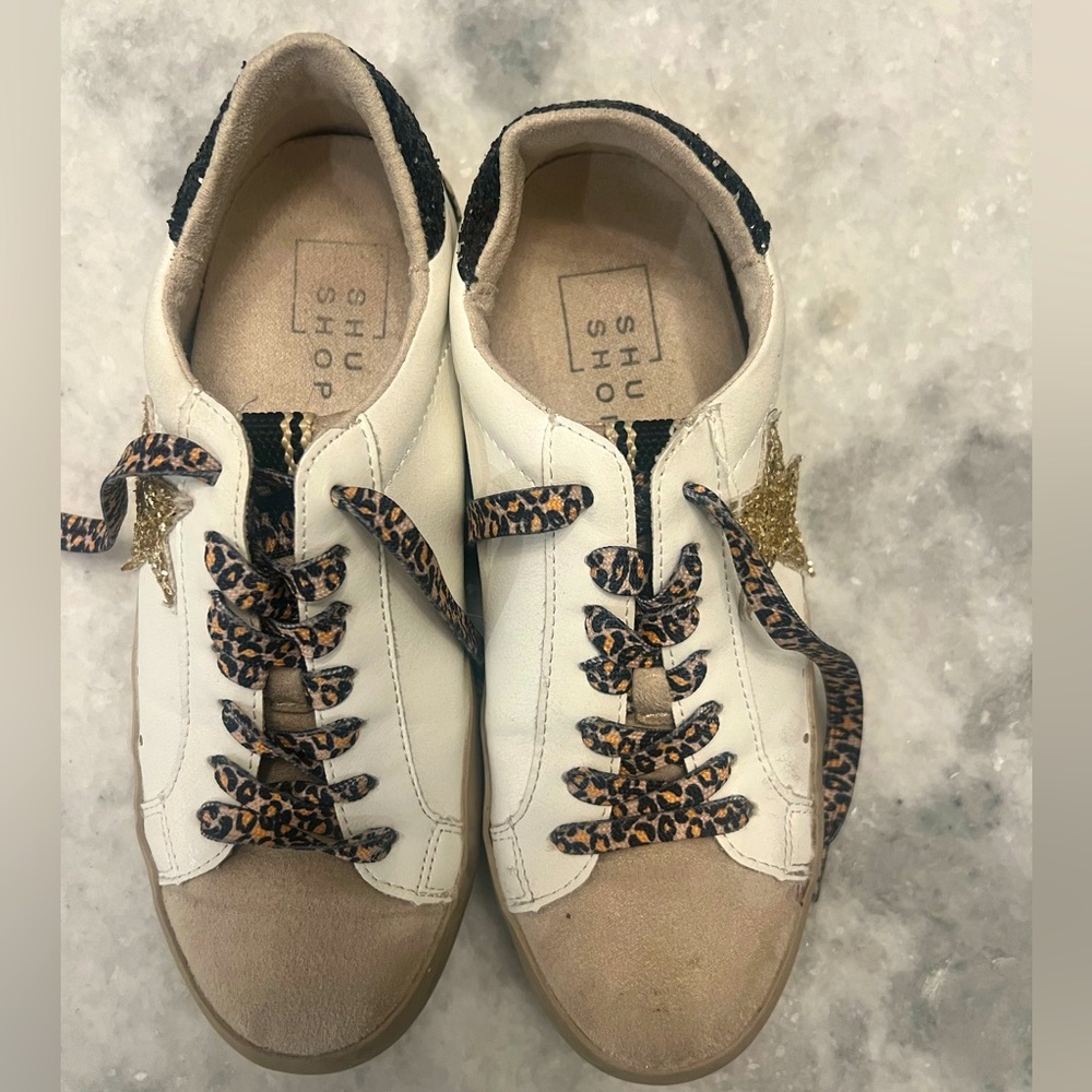 Shu Shop sneakers, size 1 kids